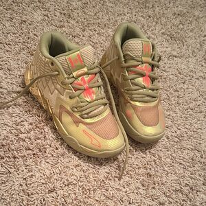 Puma Kids Gold and Neon Pink Sneakers